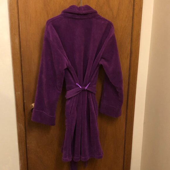 SKYE Sleepwear - Cozy purple robe with belt & with two front pockets - Size S/M - Picture 2 of 5